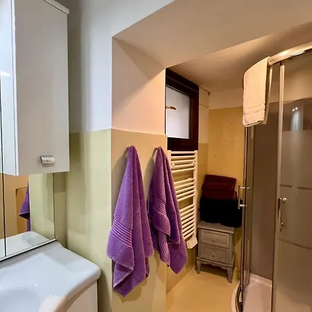 Biennale 1215 Apartman *
